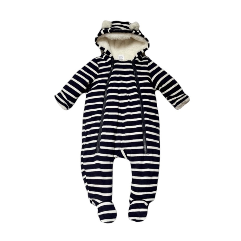 GAP Navy and White Striped One Piece. Size 0-3 months NWOT